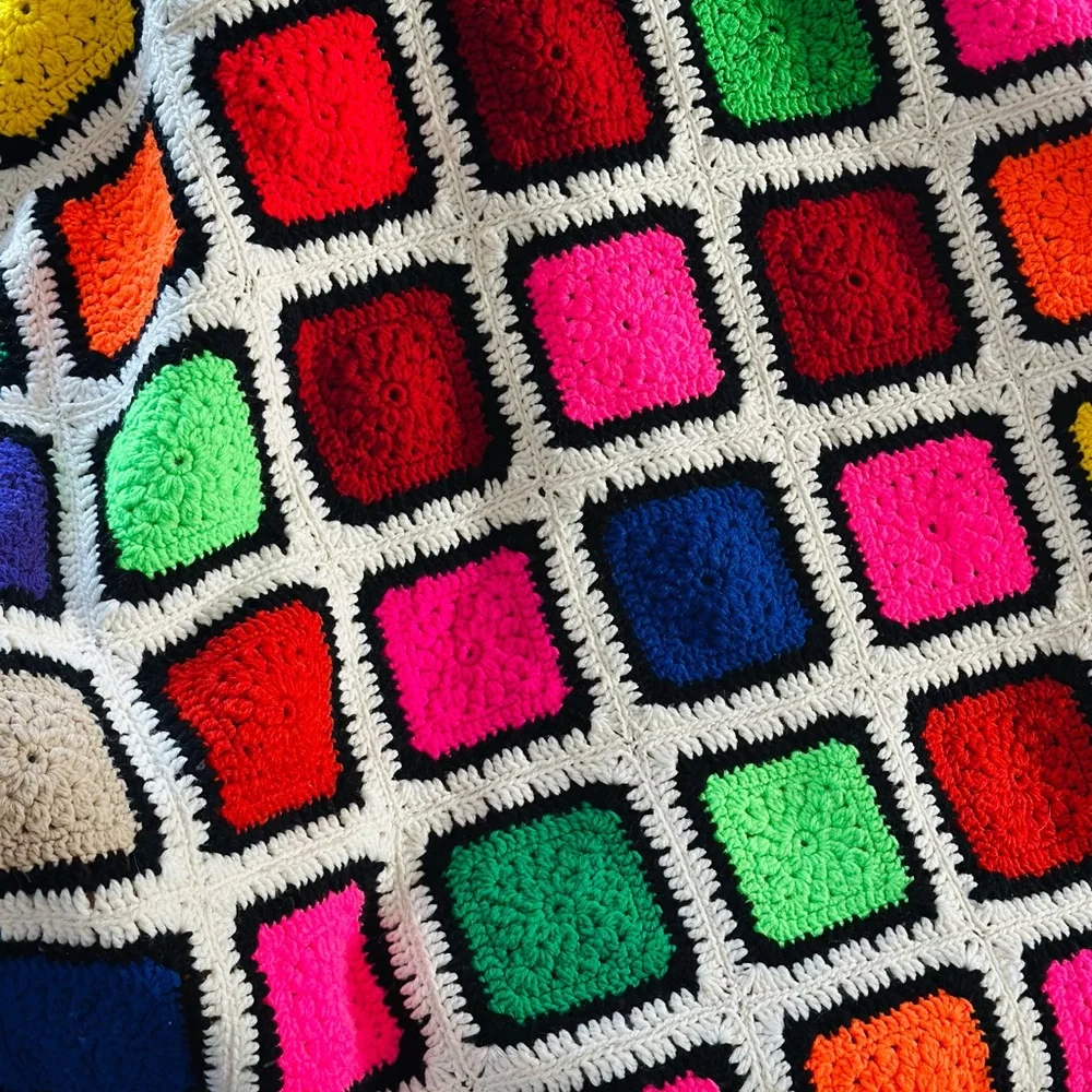 Vintage Colorful Crochet Afghan Blanket - Granny Squares